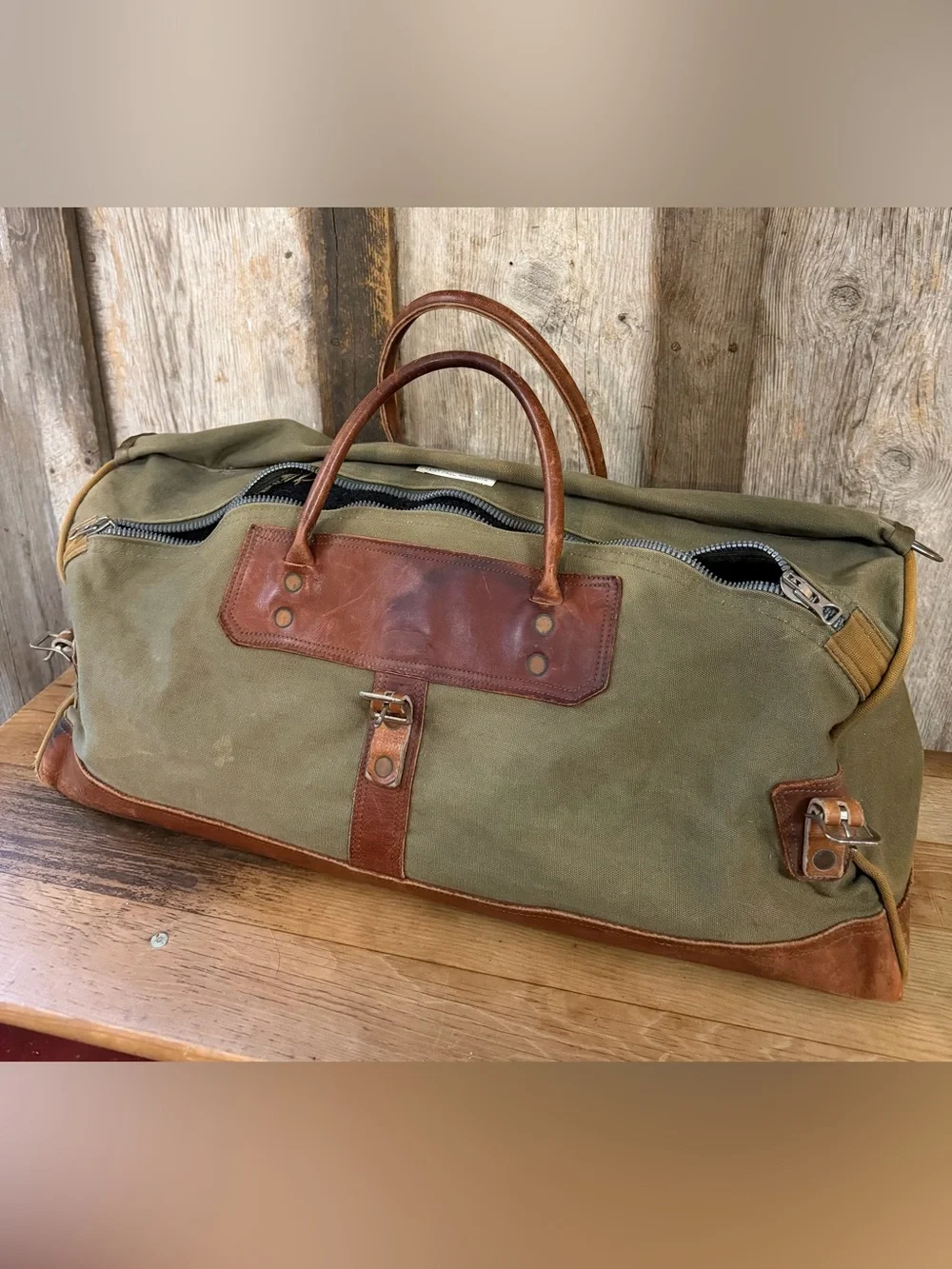 VTG GOKEY’S Large Battenkill Leather and Canvas Weekend Duffel Travel Bag